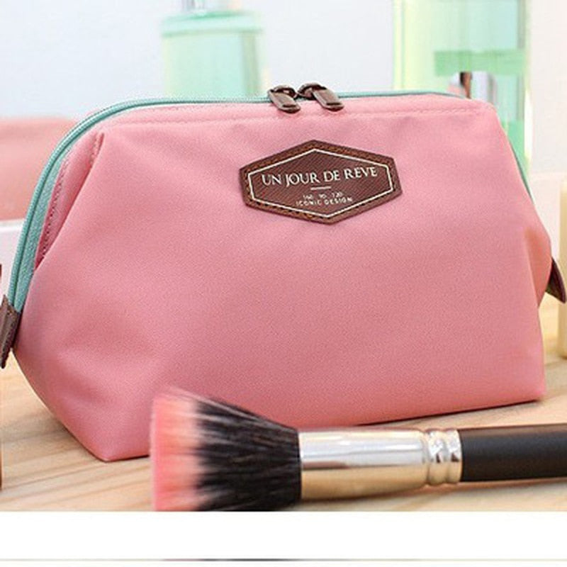 Un Jour De Reve Cosmetic Bag