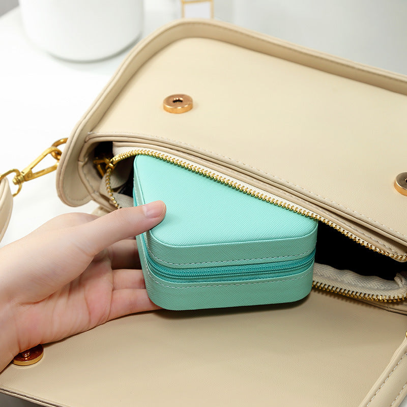 Compact Jewelry Organizer