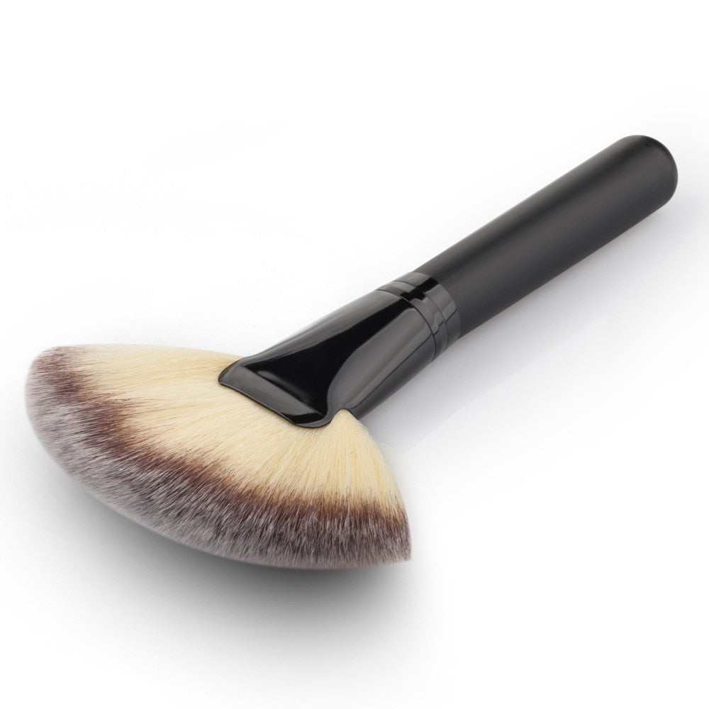 Black Large Fan Brush